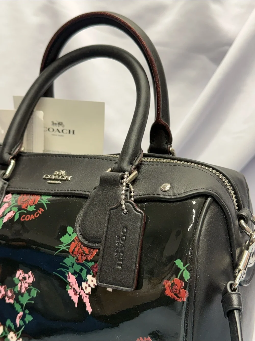 (new+tag) Coach mini Bennet floral black satchel crossbody patent leather